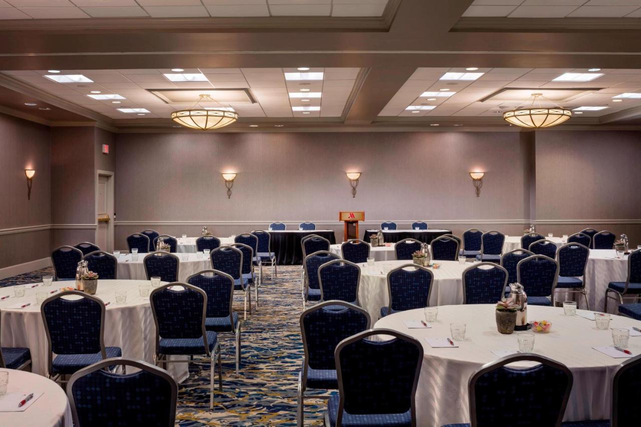 Hotel Boston Marriott Newton Esterno foto