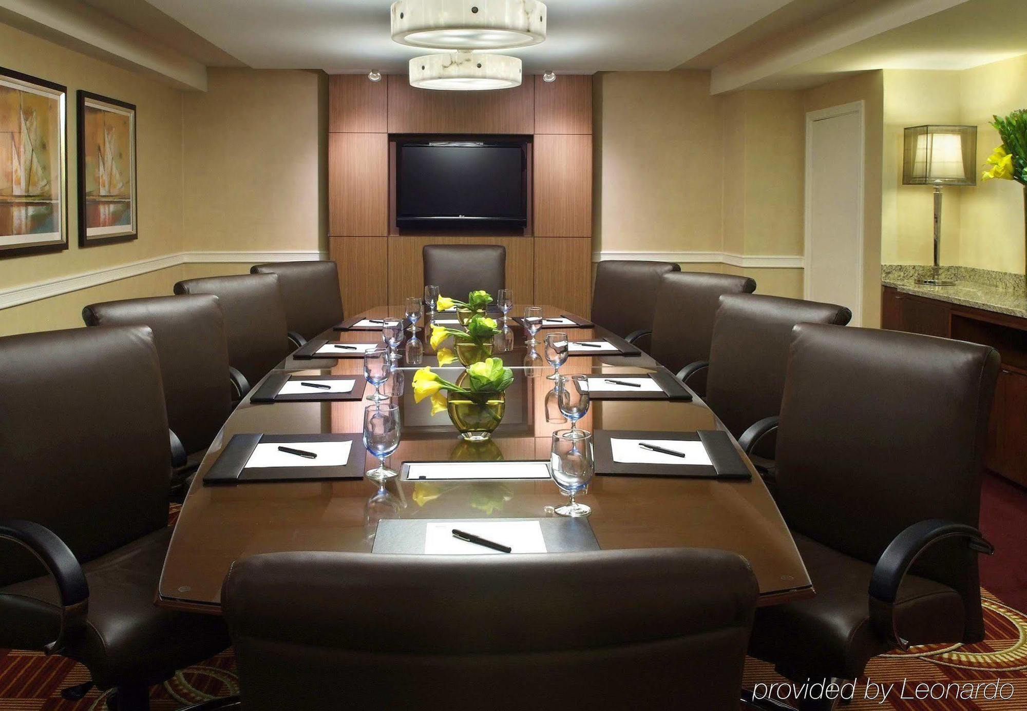 Hotel Boston Marriott Newton Esterno foto